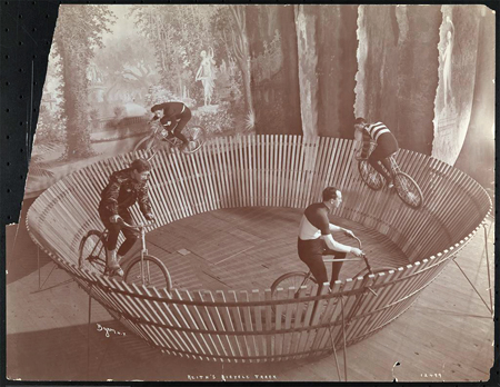 Byron Company | Keith's Bicycle Track, 1901 | Museum of the City of New York; mcny.org