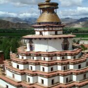 Gyangzê, Shigatse,Tibet, China. sKu-'bum Chorten (Gyantse Kumbum). 15th century. Image and data provided by Rob Linrothe.