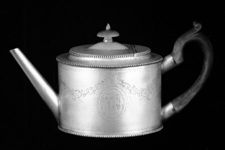 Paul Revere, Jr. Teapot. c. 1785. Image and original data provided by Sterling and Francine Clark Art Institute